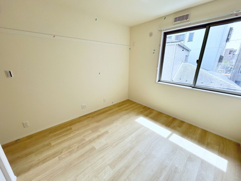 居室 草加市金明町戸建