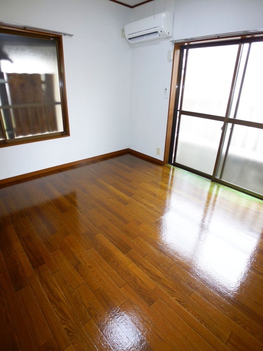 室内からの展望 ロ－ズハイツ