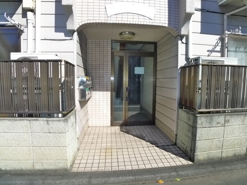 エントランス部分 ロ－ズハイツ