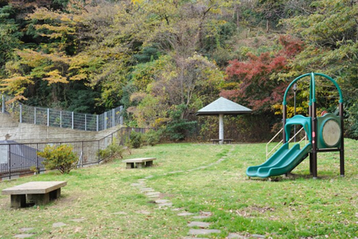 森みはらし公園(公園)まで163m Ｎハイツ磯子