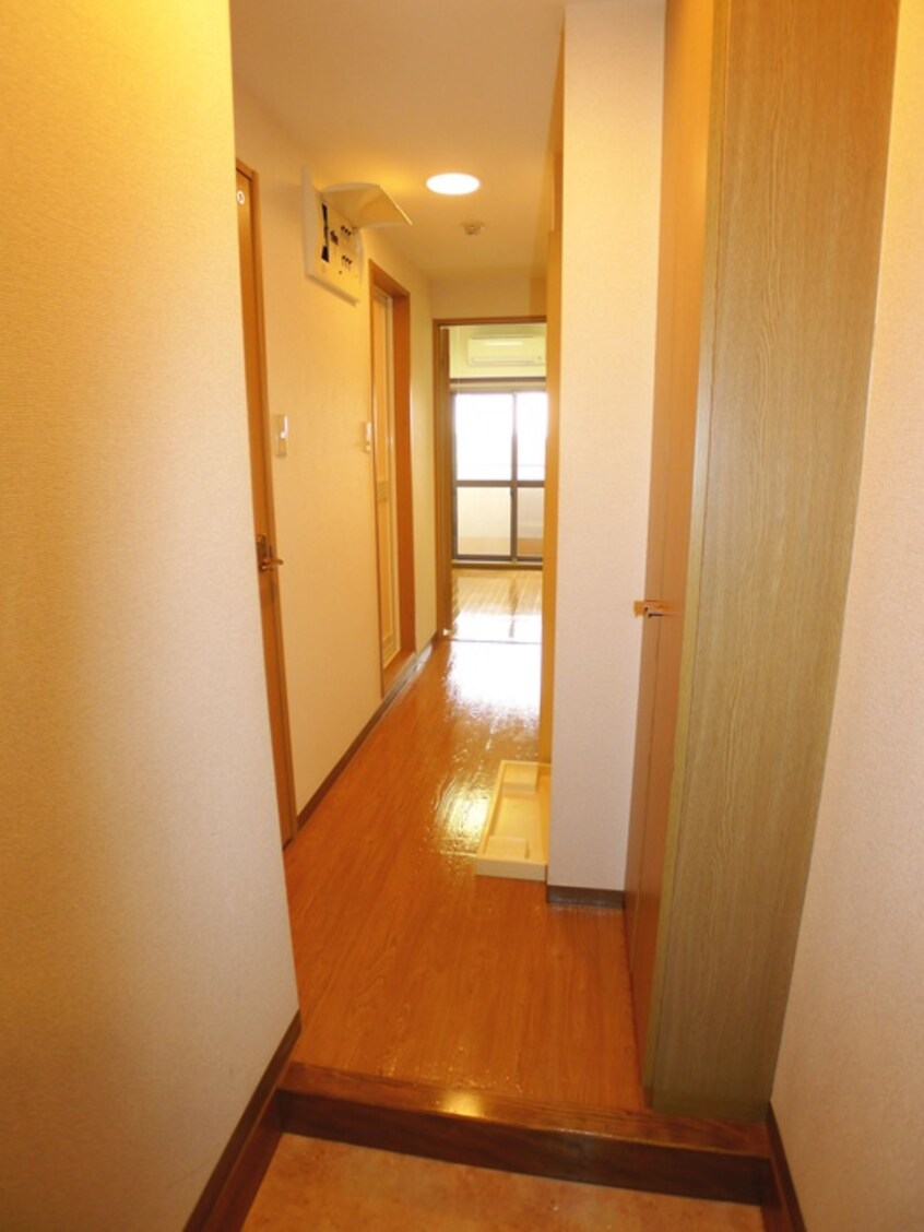 廊下 サンライズ浦安