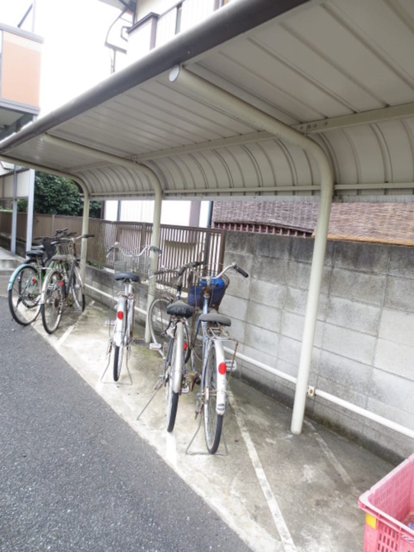 駐輪場 エスペランサ・シマ