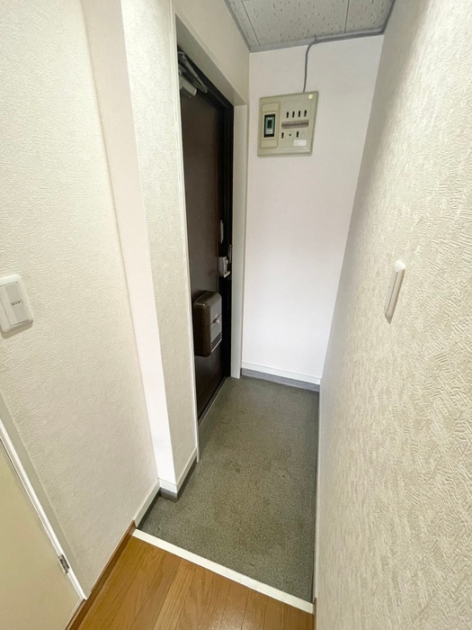 玄関 サンヴィレッジやしま