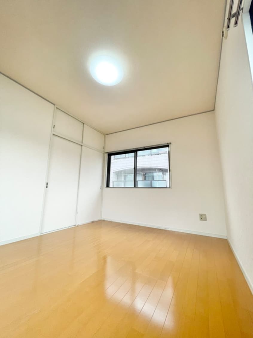 居室 サンヴィレッジやしま