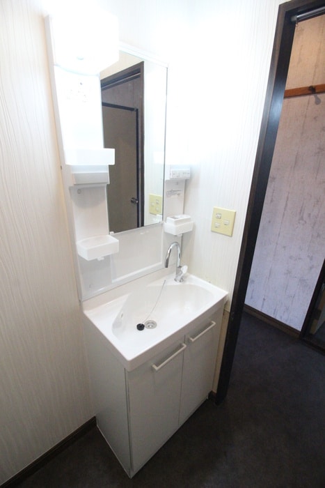 洗面 コ－ト・リヴェ－ルⅡ