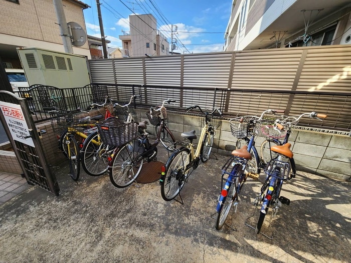 駐輪場 ＫＭビル