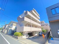 カーザ・ローザ国立