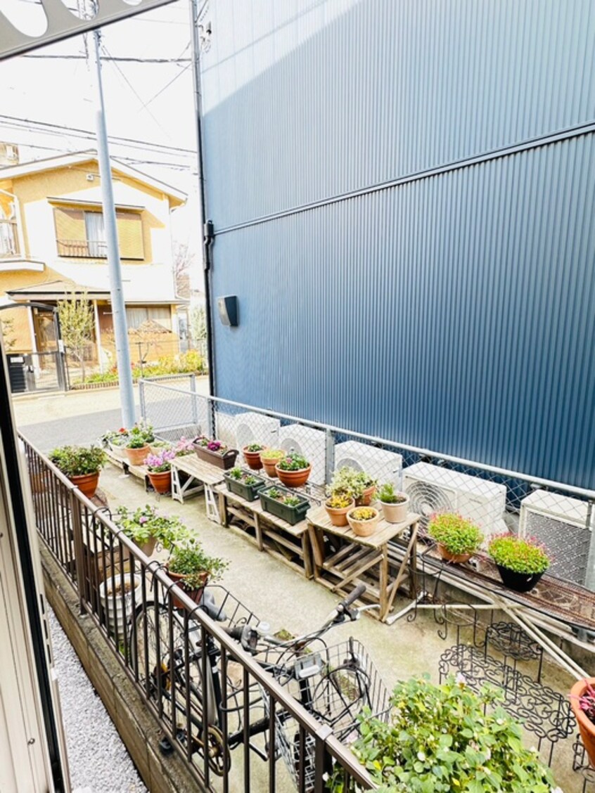 室内からの展望 シュシュフルール