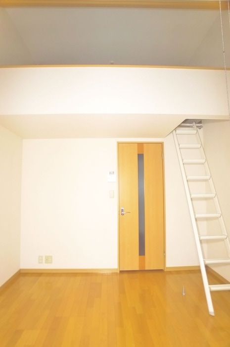 居室 シンエイト