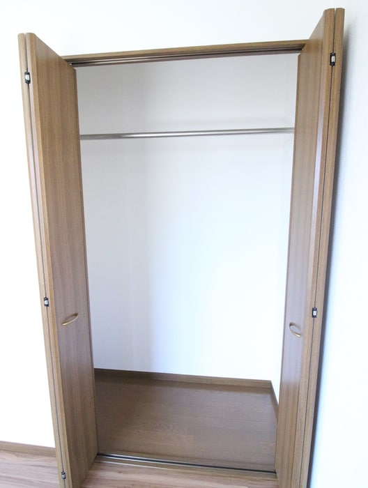 収納 アムール栞