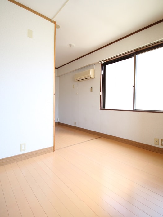 居室 モンメゾン