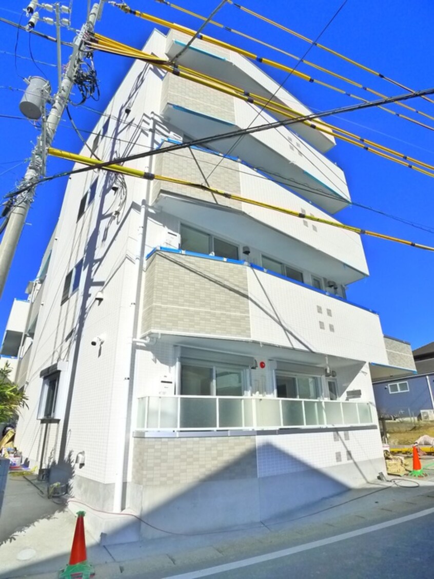 外観写真 プレゾンアトワⅢ