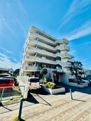 アルト厚木の外観