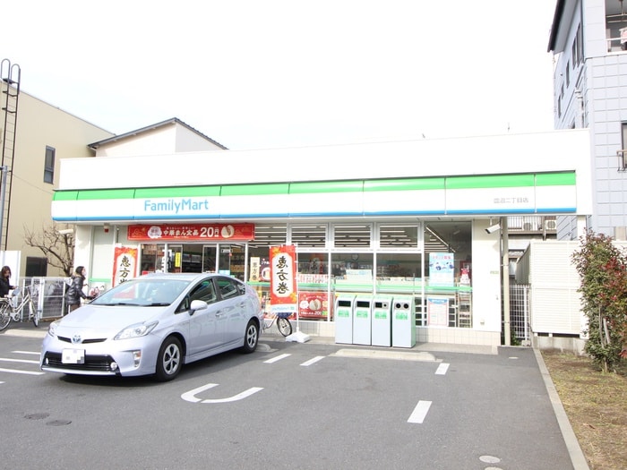 ファミリーマート(コンビニ)まで215m at park B