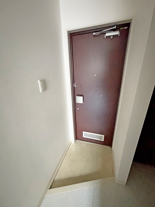 玄関 ラ・ヴィオ－ラ