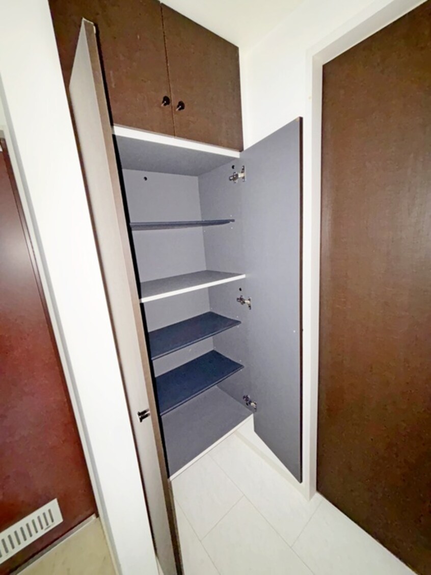 靴箱 ラ・ヴィオ－ラ