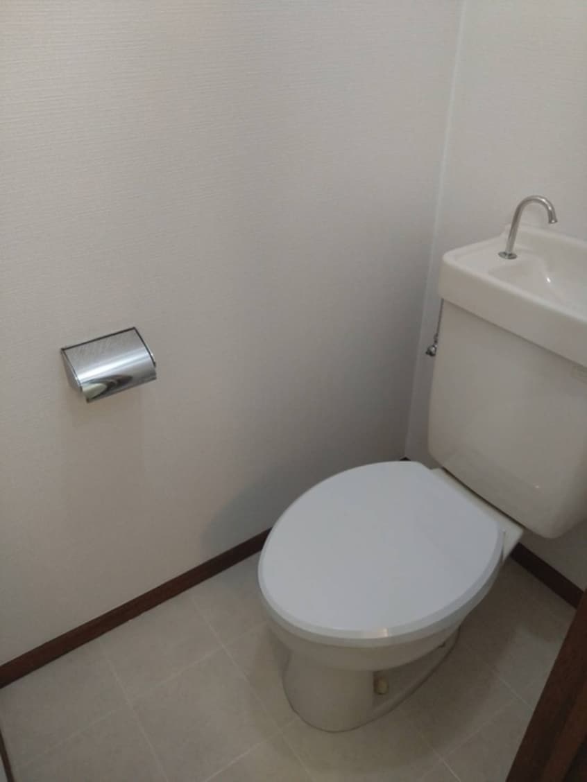 トイレ コ－ポ板垣