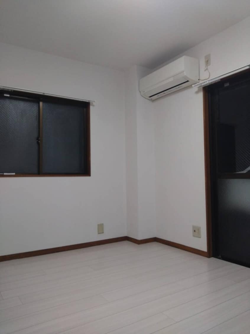 居室 コ－ポ板垣