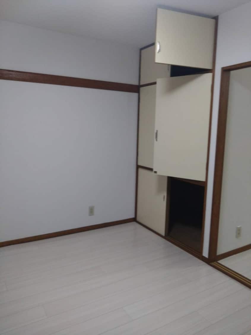 居室 コ－ポ板垣