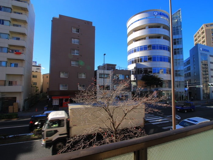 室内からの展望 グリーンフィールド大山