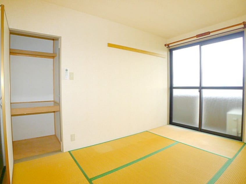 収納 レジデンスロイヤルガーデン　Ａ