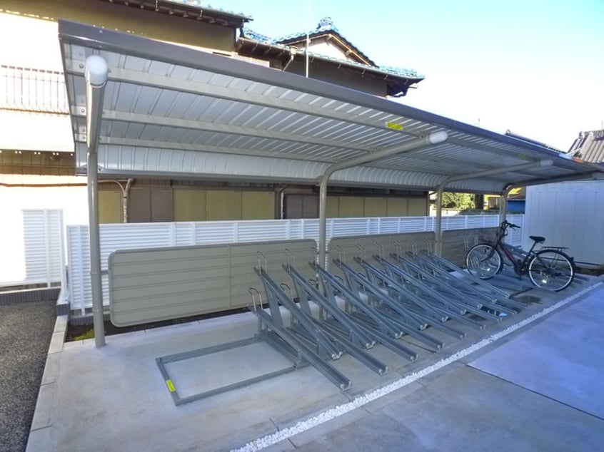 駐輪場 エレガントカーサⅢ