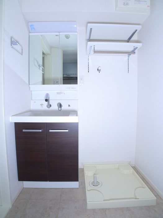 洗濯機置場 エレガントカーサⅢ