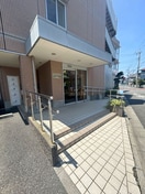 エントランス部分 ひまわり緑館