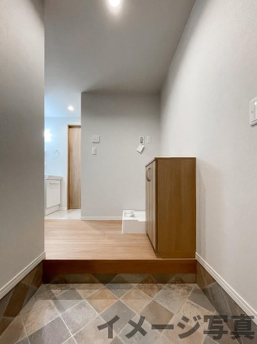 玄関 プルメリア・指扇