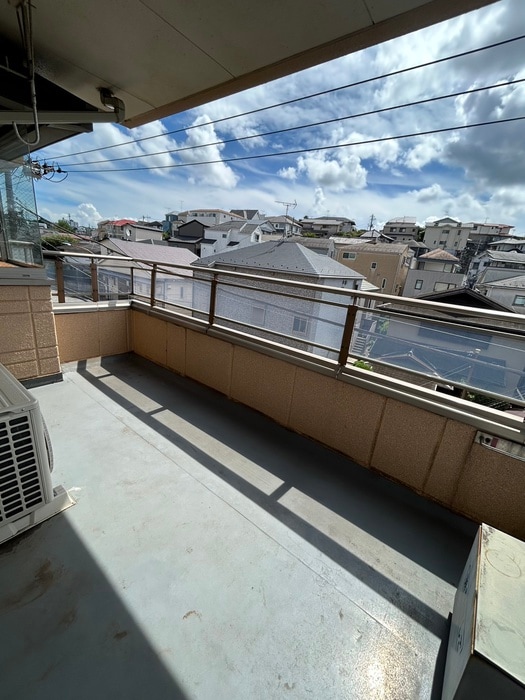 ベランダ・バルコニー ドミ－ル　ヨコハマ