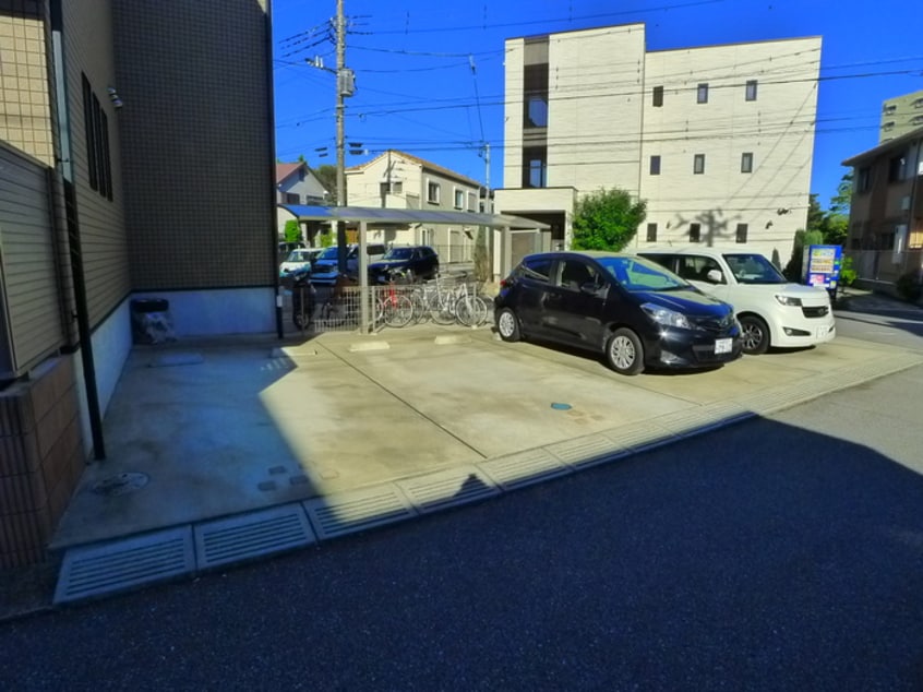 駐車場 PRIME VISAGE