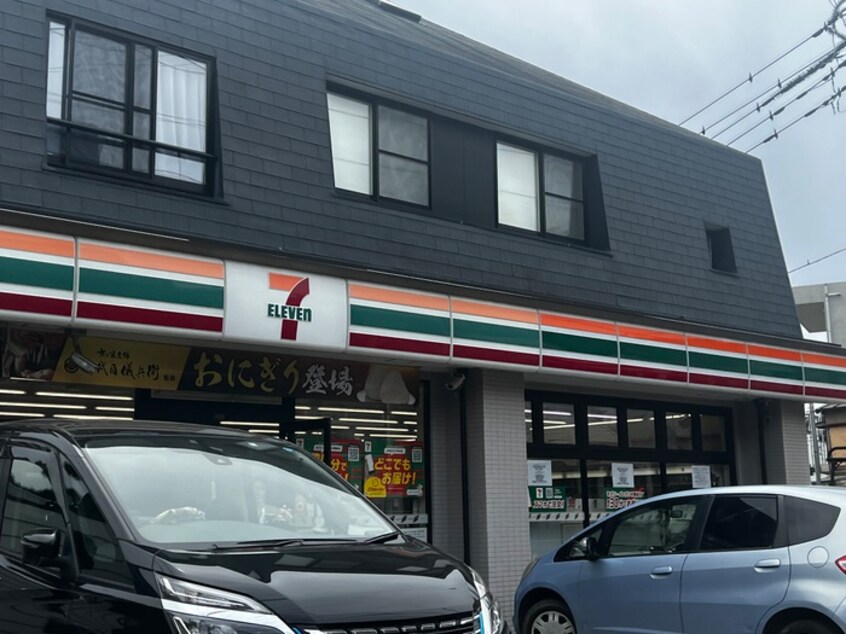 セブンイレブン鎌倉稲村ケ崎店(コンビニ)まで141m Lanai Inamura