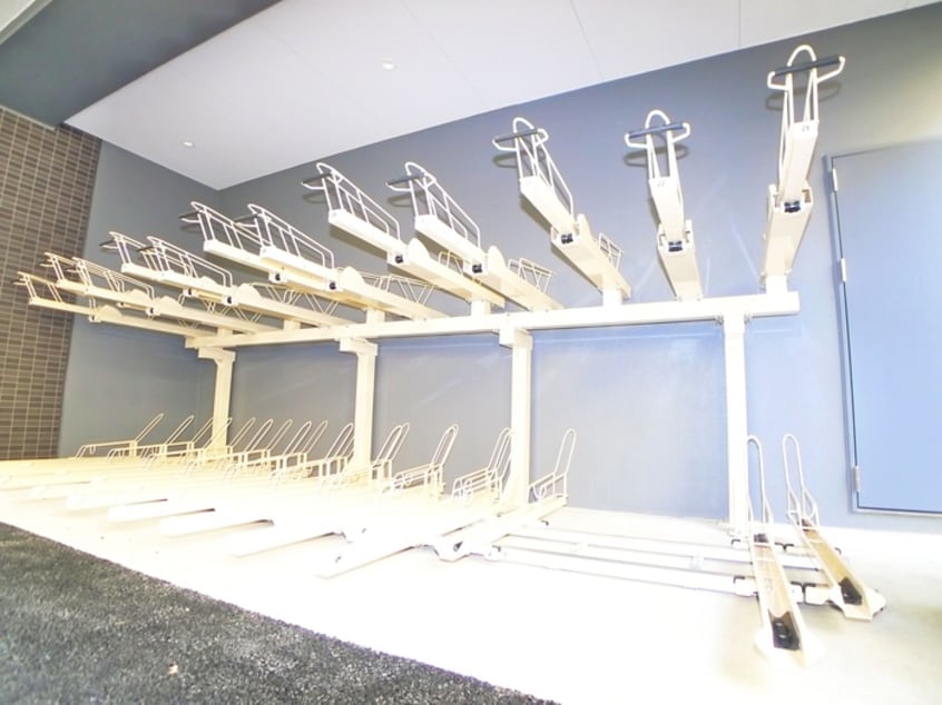 駐輪場 MEIN　SCHLOSS　三河島