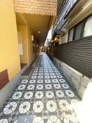 エントランス部分 フラット本郷