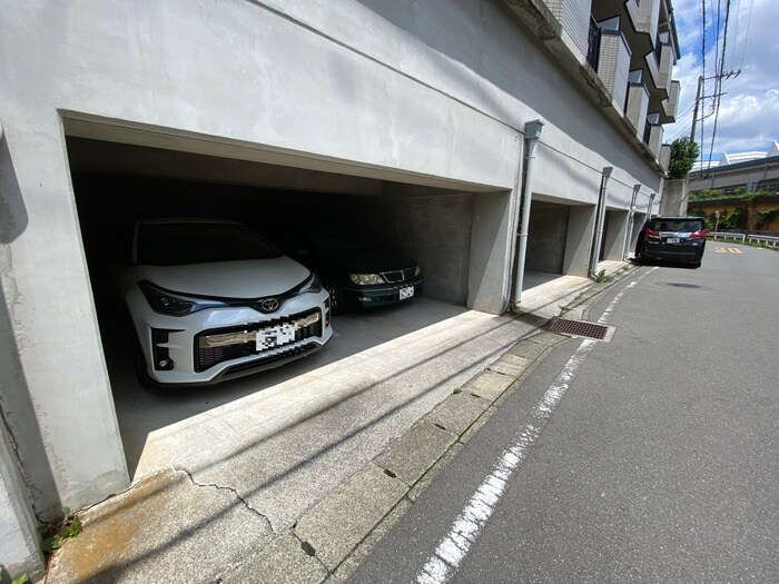 駐車場 セレッソコンドミニオ