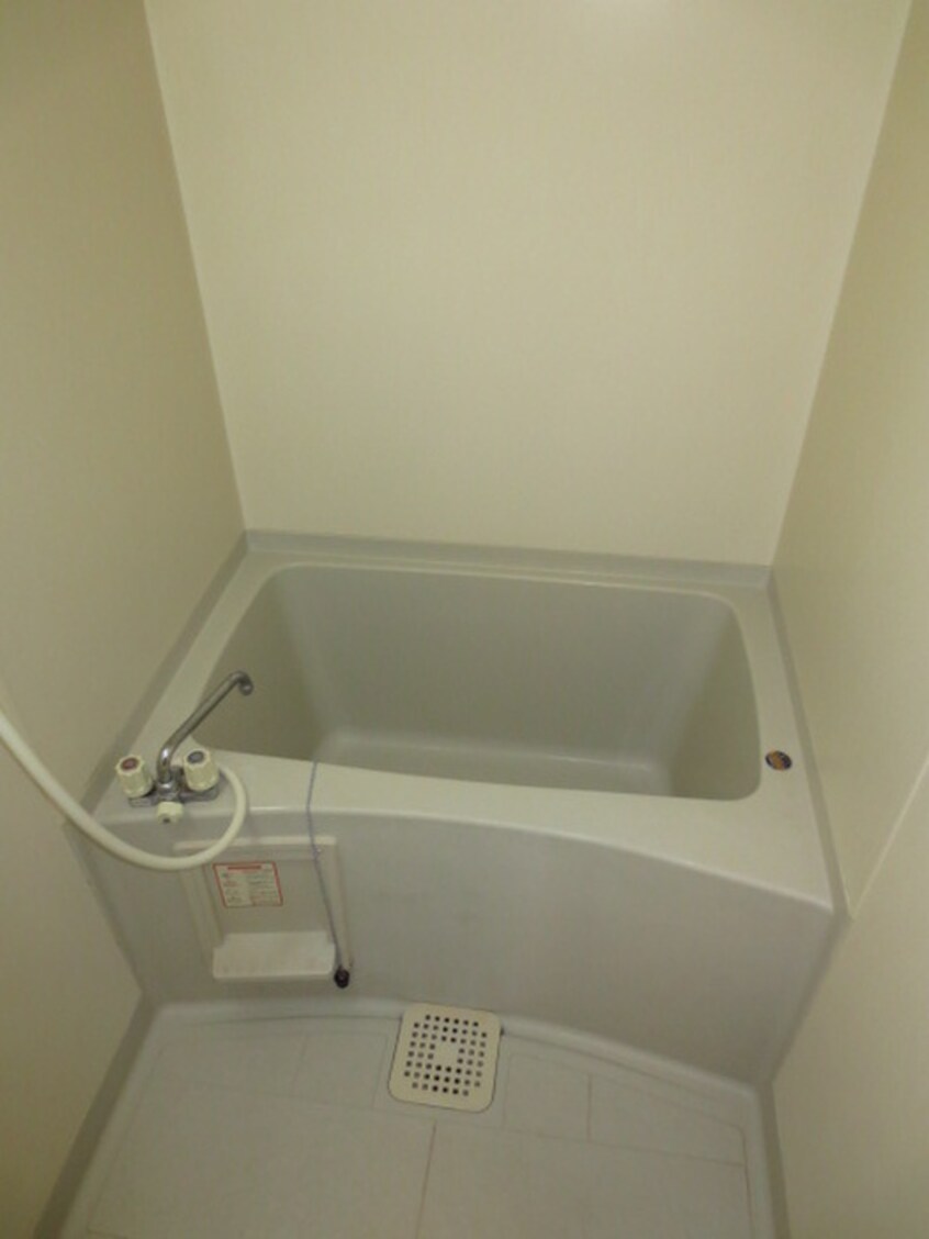 バス／シャワールーム等 ﾊｲﾂｱｿｳ