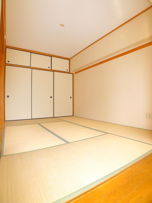 収納 コ－ポレ－ト浦和中島１号棟