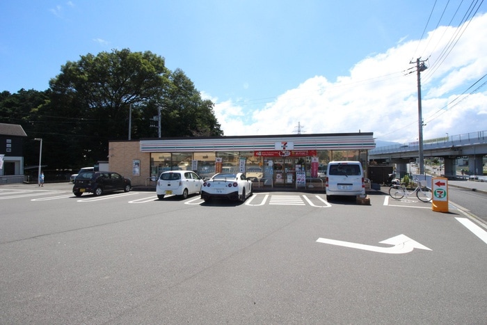 セブンイレブン下堀西店(コンビニ)まで1100m 元祥ハイツＡ