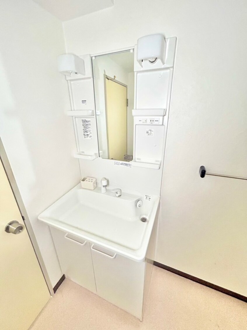 洗面 ﾀﾞｲｱﾊﾟﾚｽｸﾞﾗﾝﾃﾞｨ宮前(206)