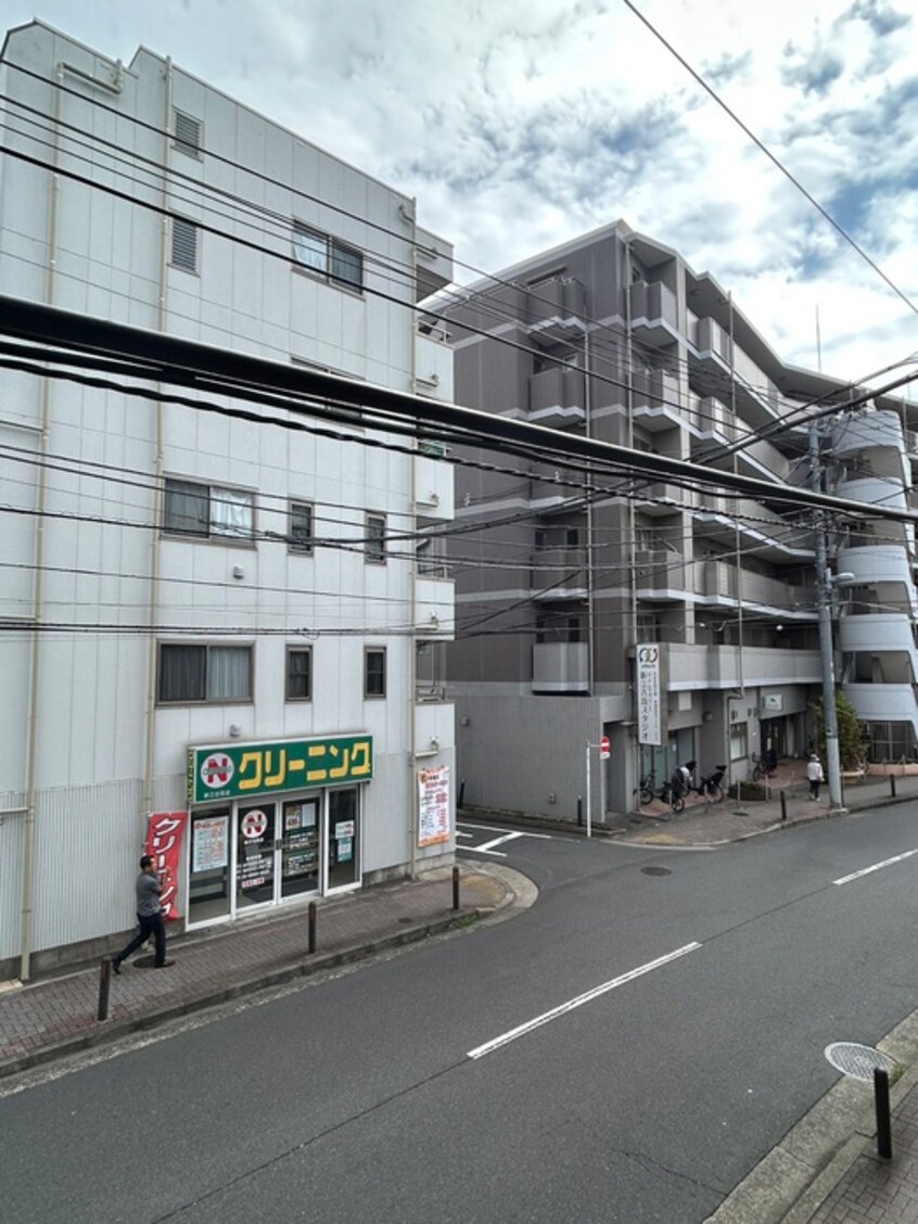 室内からの展望 ＯＫビル