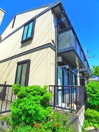 ヴィラガ－デニアＡ棟