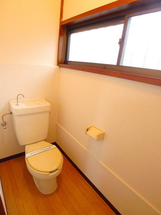 トイレ カ－サ・グレイスⅠ