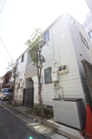 クレシェンド学芸大の外観