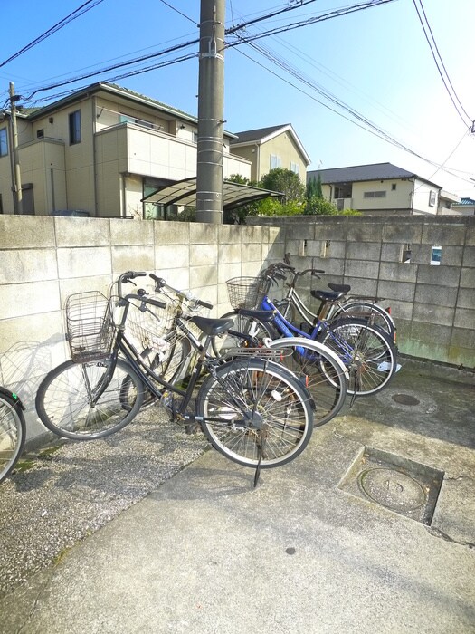 駐輪場 大神宮坂上ハイツ