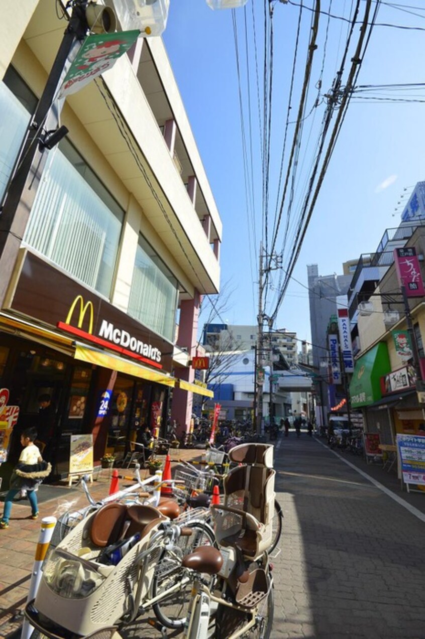 マクドナルド 大森町店(ファストフード)まで222m Le Mars