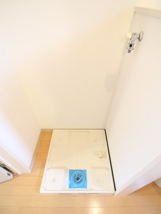 洗濯機置場 ＦＵＪＩＳＴＡ幡ヶ谷Ⅲ