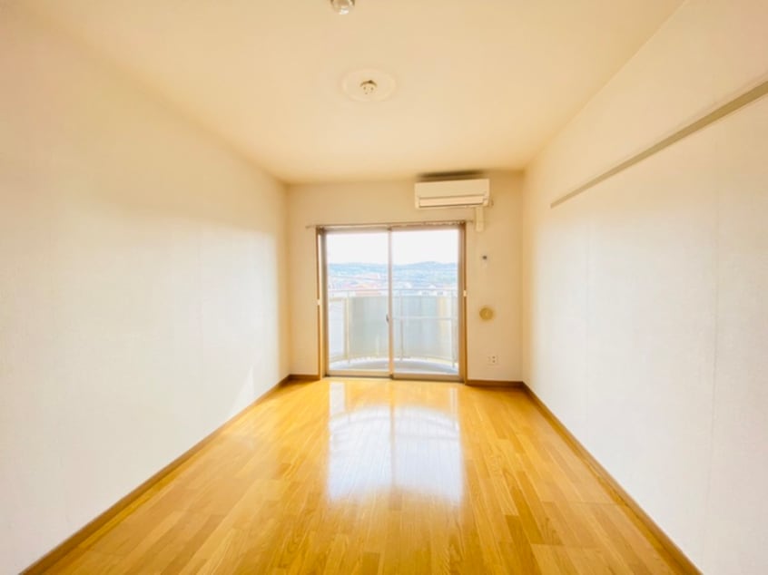 居室 コスモハイツ