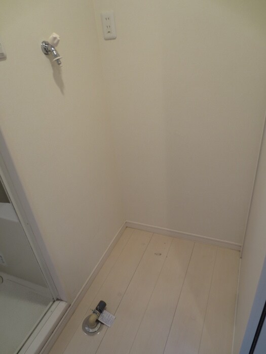 洗濯機置場 アンカンシェル松島