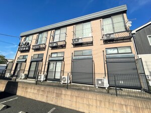 ﾒｲﾝｼﾃｨｶﾞｰﾃﾞﾝ ﾚｼﾞﾃﾞﾝｽ吉川