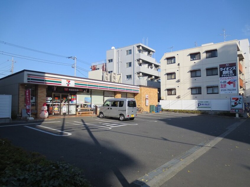 セブン-イレブン 練馬関町東２丁目店(コンビニ)まで350m メゾンＳＫ